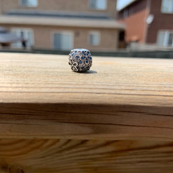 925 Sterling Silver Blue FlowerCharm - Picture 2 of 6